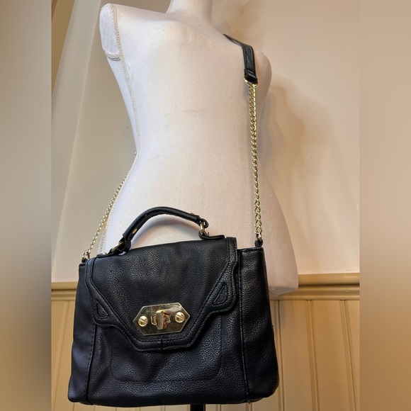 Steve Madden Hobo Cross Body w/Chain Purse Handbag Black Gold - Picture 2 of 11